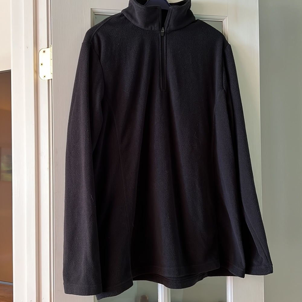 Lands’ End black 1/4 zip fleece Excellent preowned condition